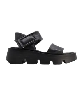 Novi Sandals
