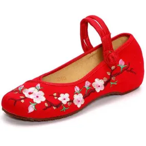 Plum Chinese Embroidered Buckle Round Toe Shoes