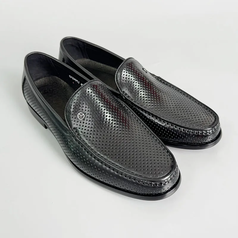 Veltique Glide Croc-textured Loafers
