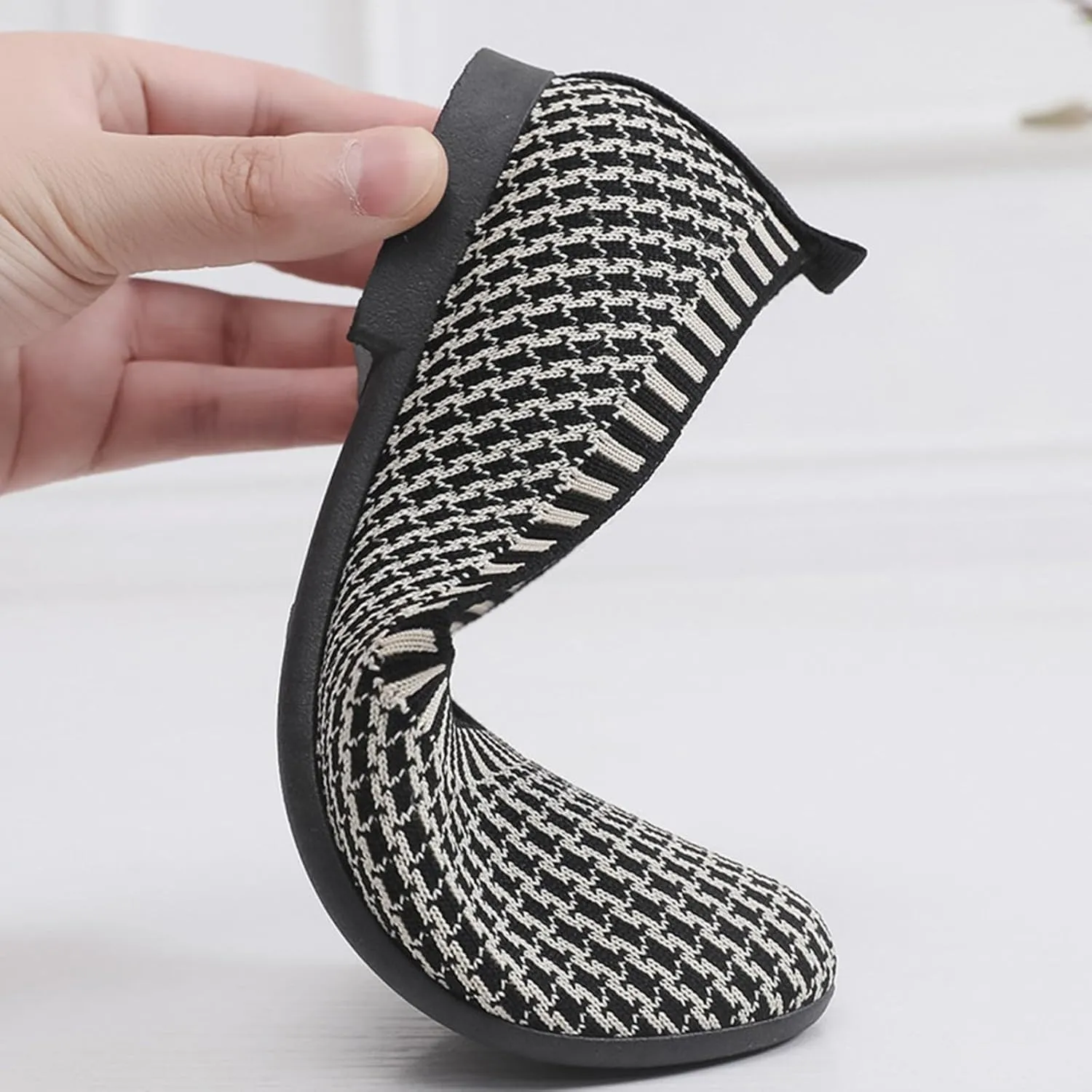 Women's Low Heel Casual Shoes Women's Woven Breathable Soft Sole Shoes Mesh Slip On Sneakers Wide Width Orthopedic Walking Sneaker